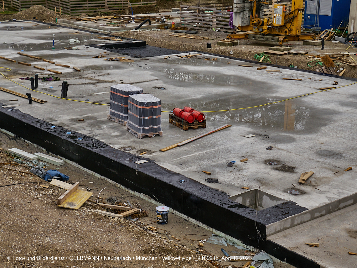 12.04.2023 - Baustelle Haus für Kinder in Neuperlach